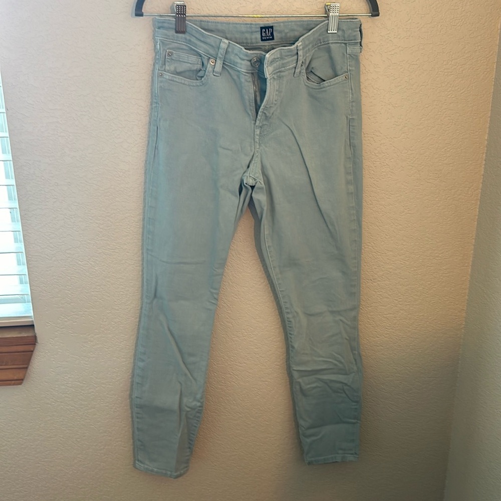 Light blue gap skinny mid rise jeans